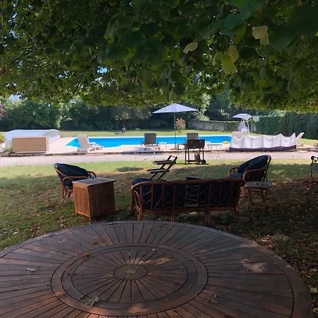 La Maison De Leandre - Medoc Apartment Saint-Seurin-de-Cadourne